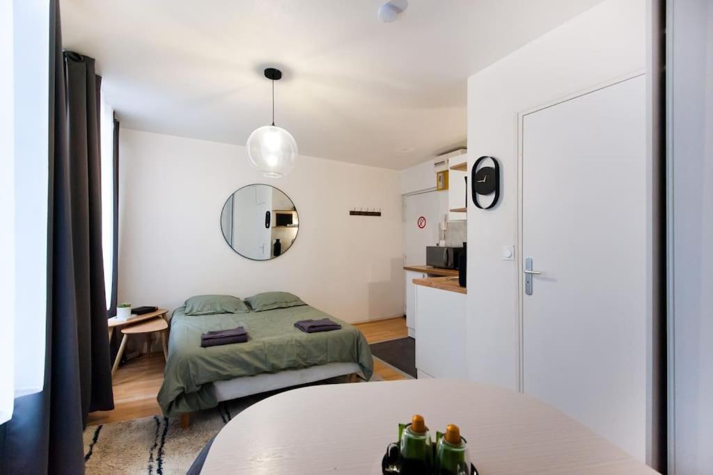 La Casa : Logement En Centre Ville, Cathedrale Amiens Exterior photo