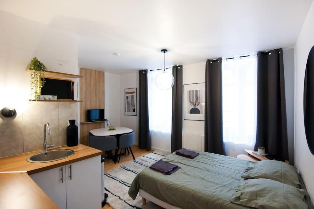 La Casa : Logement En Centre Ville, Cathedrale Amiens Exterior photo